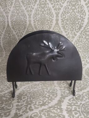 Black Metal Raised Moose Napkin Holder